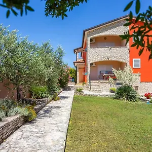 Orange Ii Apartman